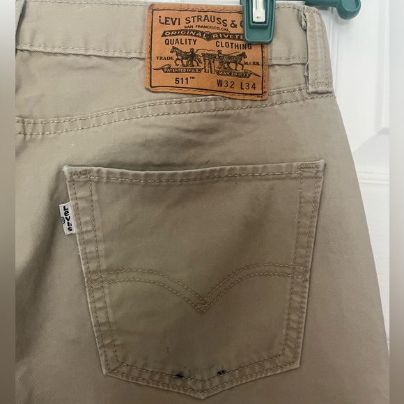 Khaki Levi’s 511 - Picture 3 of 3